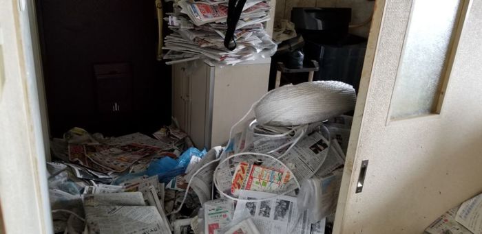 ゴミ屋敷 ゴミ屋敷